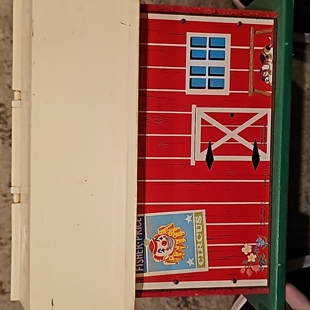 1967 Fisher Price Play Family Farm - Picture 10 of 13